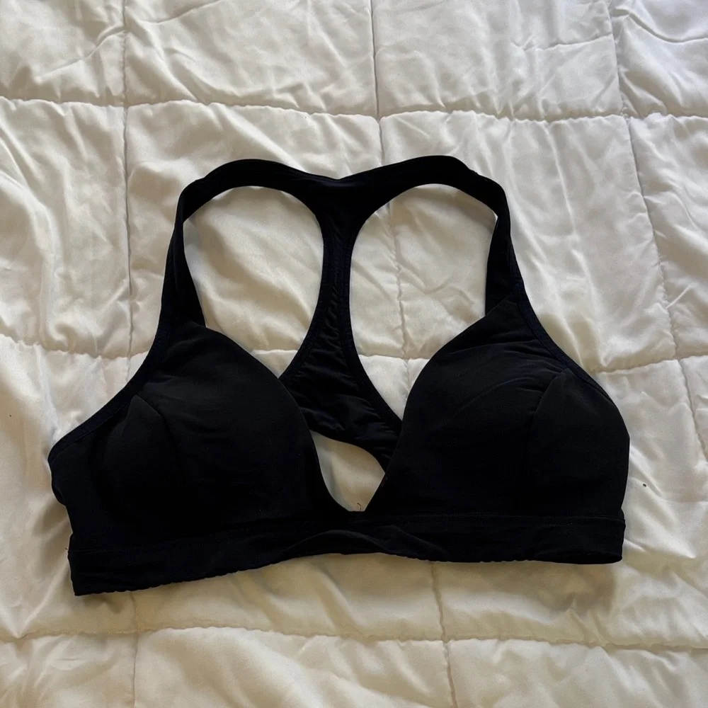 lululemon athletica Classic Navy Sports Bra - Picture 1 of 4